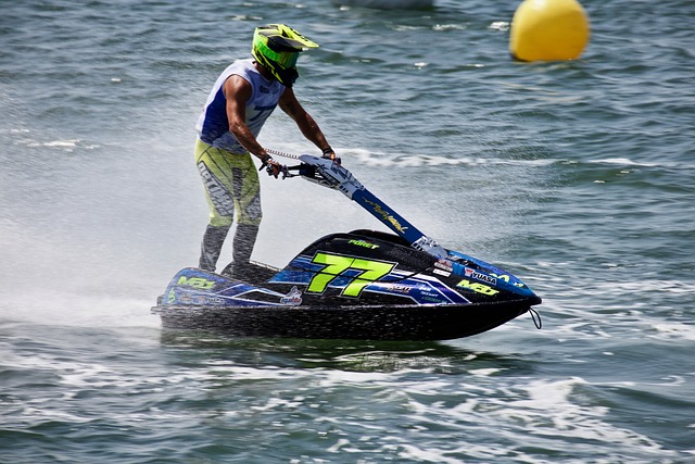 一票难求！国足与澳大利亚比赛或将创下观众纪录.